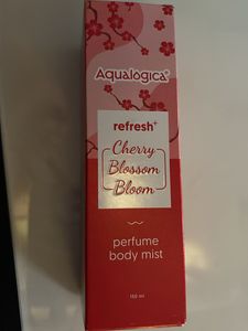 Aqualogica Cherry Blossom Perfume Body Mis