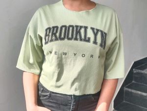 Brooklyn Crop Top - Trendy Style