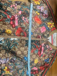 Gucci Print Shirt (Its A Copy)