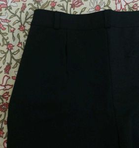 Stylish Black straight leg Pants