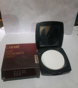 Lakme Forever Matte Compact
