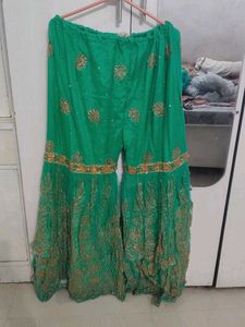 Beautiful Green Embellished Kurta Set