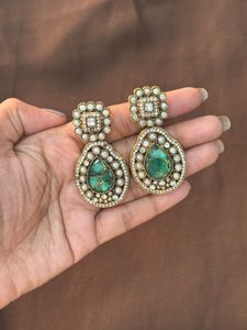 Stunning Emerald &amp; Pearl Dangle Earrings