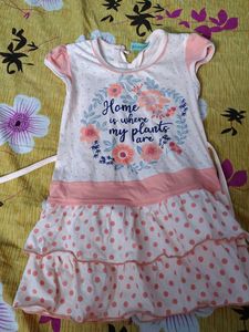 Adorable Girls' Plant-Themed Dress
