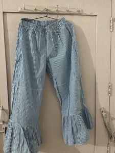 Cotton Suit Set Stitched With Hands Interlocked