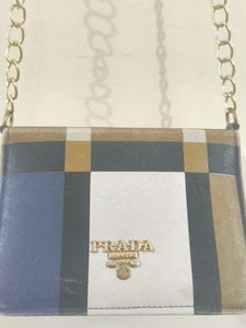 Stylish Plaid Crossbody Bag