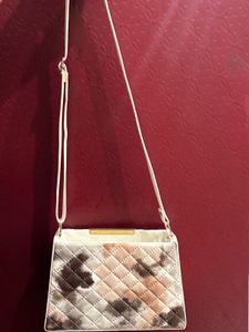 Stylish Quilted Crossbody Bag