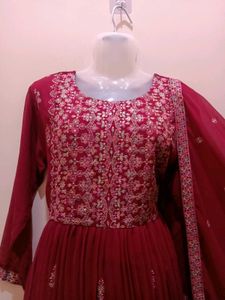 Elegant Rani Embroidered Anarkali Set