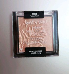 Wet n Wild Precious Petals Highlighter