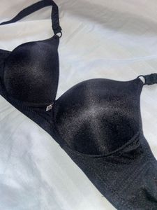 Black Push-up Bra, never used, 32B