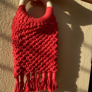 Handmade small bag with round handle