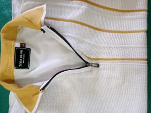 Classic Zera Club Zip-Up Sweater