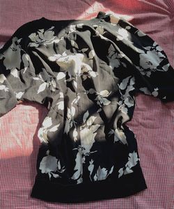 Chic Floral Print Top