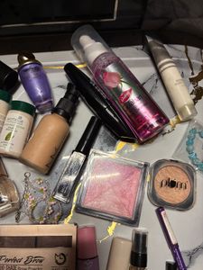 assorted make up items❤️