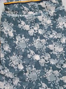 Beautiful Floral Print Saree