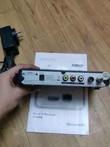 Hathway Setup Box With Adaptor And Remote