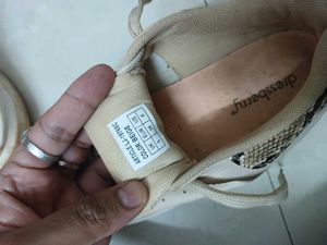 Women Sneaker