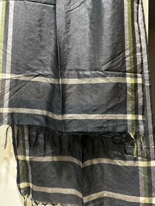 Elegant Grey Striped Dupatta