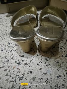 👠