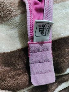 Preloved Pink Brassiere by Ollo-No shoulder straps