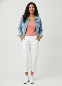3/4th White Cargo Capris