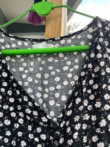 Chic Floral Print Mini Dress