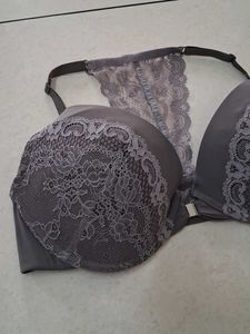 36D Lace Trim Push-Up Bra