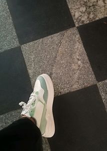 Bonkerz Mint Green &amp; White Sneakers
