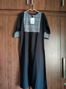 Long Side Slit Kurta With 3/4th Sleeve