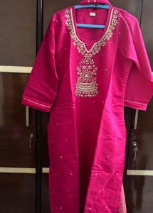Elegant Pink Kurta Set