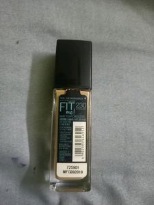 Maybelline Fitme Matte Poreless Foundation