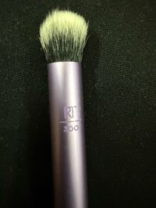 Real Techniques Makeup Brush