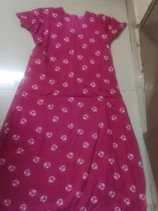 M Size Gown