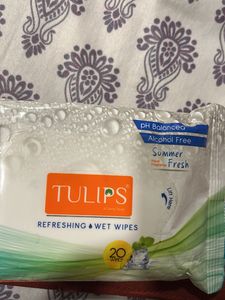 Tulips Set Of 20 Wet Wipes