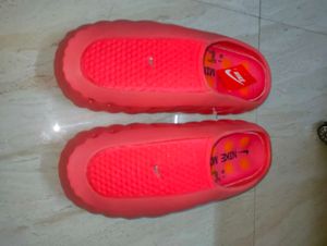 NEW Nike Mind 001