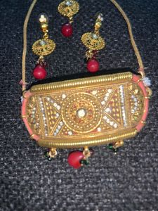 Gold-tone Marvadi Set