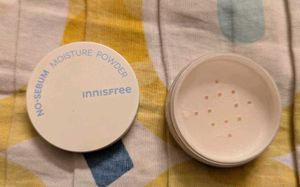 Innisfree No-Sebum Moisture Powder