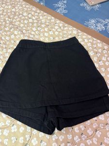 Brand New Black Skorts | Stylish &amp; Trendy | Never