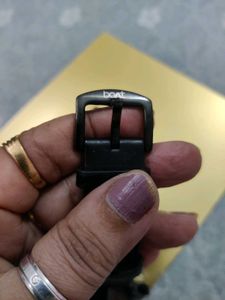Minimalist Black Watch ⌚ price Dropped 🤗