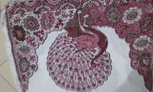 White  And Purpul Stole With Stone