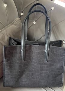 ZARA Chic Black Tote Bag with Crocodile Texture