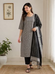Elegant Grey Printed Kurta Set with Dupatta