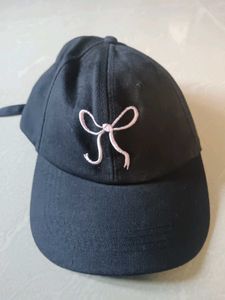 🇹🇭Black Baseball Cap with Pink Bow