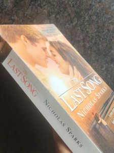 The Last Song by Nicholas Sparks