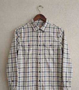 Classic Plaid Button-Up Shirt ( Cropped )