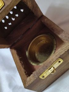 Wooden Dhoop Holder
