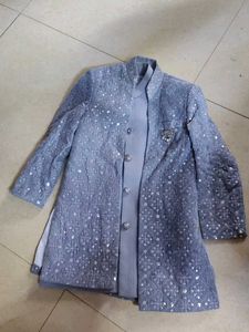 kurta set for kids.