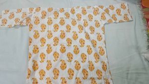 Short White Kurta with Orange Paisley Print