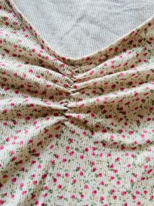 Cute Floral V-Neck Top || Brand: Ginger