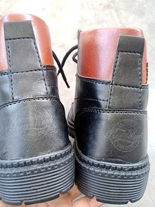 CAT Caterpillar Boots Pure Leather Size 6 Unisex